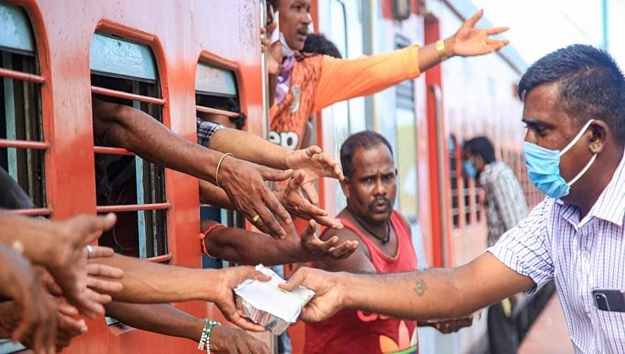 ಇಟ್ಟುಕೊಂಡ ಗುರಿ 8 ಕೋಟಿ, ಆದರೆ ಆಹಾರ ಧಾನ್ಯ ತಲುಪಿದ್ದು ಕೇವಲ 20.26 ಲಕ್ಷ ವಲಸೆ ಕಾರ್ಮಿಕರಿಗೆ ಮಾತ್ರ!