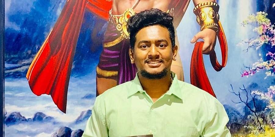 ಸುಪ್ರೀಂ ಕೋರ್ಟ್ ಬಗ್ಗೆ ಅಪರೂಪದ ಮಾಹಿತಿಯನ್ನೊಳಗೊಂಡ ಪುಸ್ತಕ ಬರೆದ 21 ವರ್ಷದ ಕಾನೂನು ವಿದ್ಯಾರ್ಥಿ