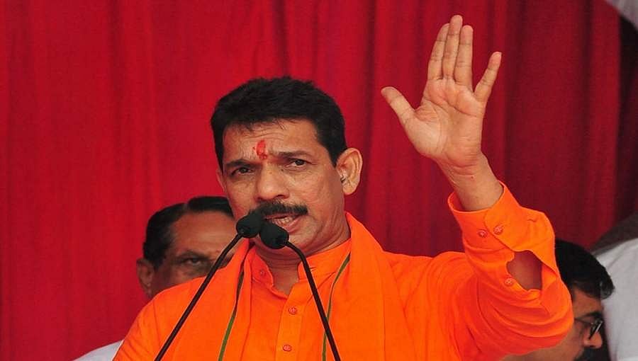 ಶಾಸಕರು ಒಂದೆಡೆ ಸೇರಿ ಚಹಾ ಕುಡಿದರೆ, ಊಟ ಮಾಡಿದರೆ ಅದು ಭಿನ್ನಮತವೆ? ನಳಿನ್ ಕುಮಾರ್ ಕಟೀಲ್