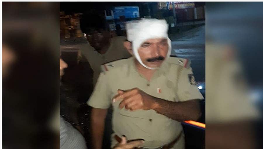 ಮಂಗಳೂರು: ಎಎಸ್‌ಐ ಸೇರಿದಂತೆ ನಾಲ್ವರು ಪೊಲೀಸ್ ಸಿಬ್ಬಂದಿಗಳ ಮೇಲೆ ಕಬ್ಬಿಣದ ರಾಡ್ ನಿಂದ ಹಲ್ಲೆ, ಆರೋಪಿ ಬಂಧನ 