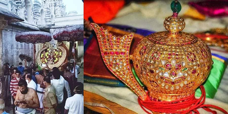ಸರಳವಾಗಿ ನೆರವೇರಿದ ಮೆಲುಕೋಟೆ `ಕೃಷ್ಣರಾಜಮುಡಿ' ಉತ್ಸವ; ಕೋವಿಡ್ ನಿಯಮ ಉಲ್ಲಂಘನೆ, ಸಾಮಾಜಿಕ ಅಂತರ ನಾಪತ್ತೆ