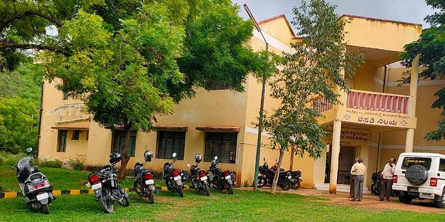 ಕೊಪ್ಪಳ: ಕೊರೋನಾ ಸಂಕಷ್ಟದಲ್ಲೂ ಶಿಕ್ಷಕರಿಗೆ ತರಬೇತಿ ನೀಡುತ್ತಿರುವ ಡಯಟ್!