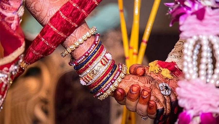 ರಾಜ್ಯ ಸರ್ಕಾರದ ಮಹತ್ವದ ಸಪ್ತಪದಿ ಯೋಜನೆ ಮೇಲೆ ಕೊರೋನಾ ಕರಿನೆರಳು: ಇನ್ನೂ 1 ವರ್ಷ ಸಾಮೂಹಿಕ ವಿವಾಹವಿಲ್ಲ? 