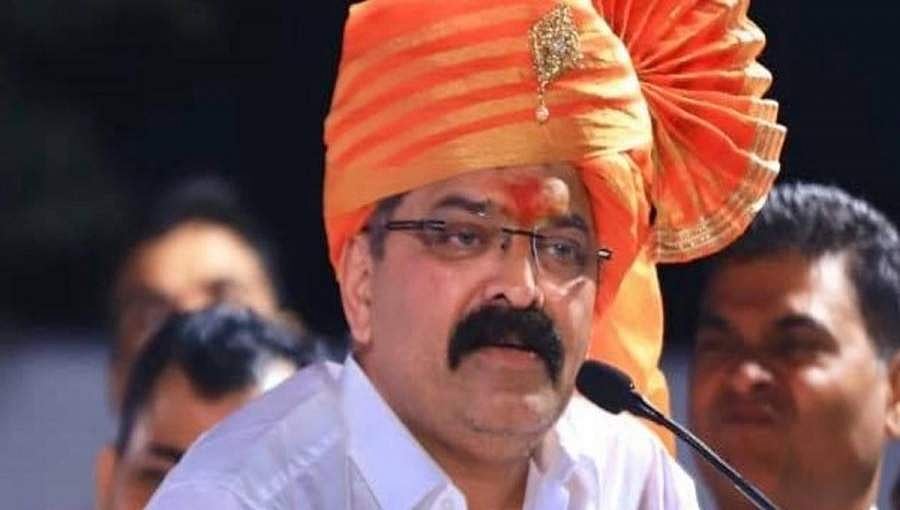 ಪ್ಲಾಸ್ಮಾ ದಾನ ಮಾಡಲು ಮಹಾರಾಷ್ಟ್ರ ಸಚಿವ ಜಿತೇಂದ್ರ ಅಹ್ವಾದ್ ಮುಂದು