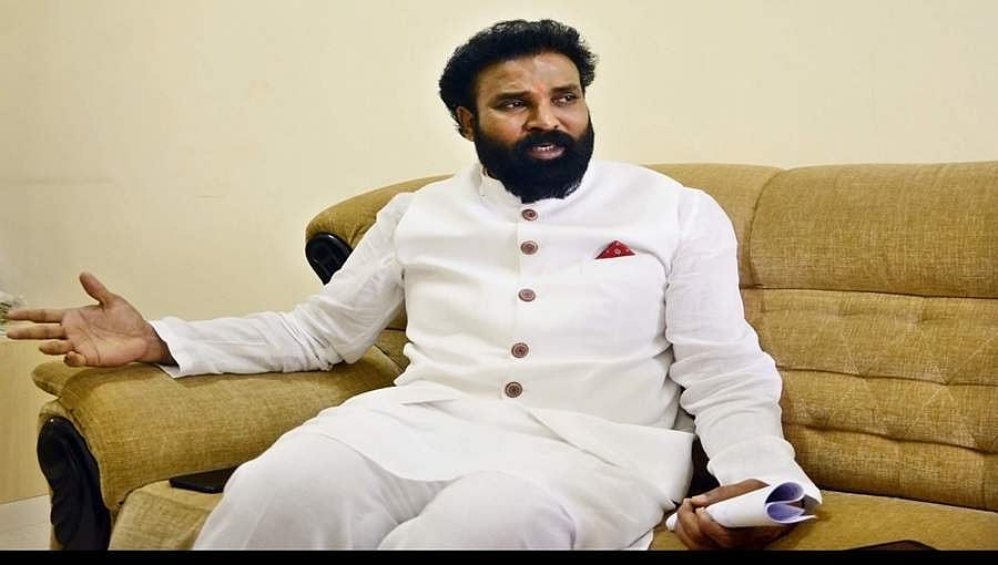 ಎಲ್ಲಾ ಜಿಲ್ಲೆಗಳಲ್ಲಿ ಪ್ಲಾಸ್ಮಾ, ಟೆಲಿಮೆಡಿಸನ್ ಚಿಕಿತ್ಸೆಗೆ ಕ್ರಮ: ಶ್ರೀರಾಮುಲು