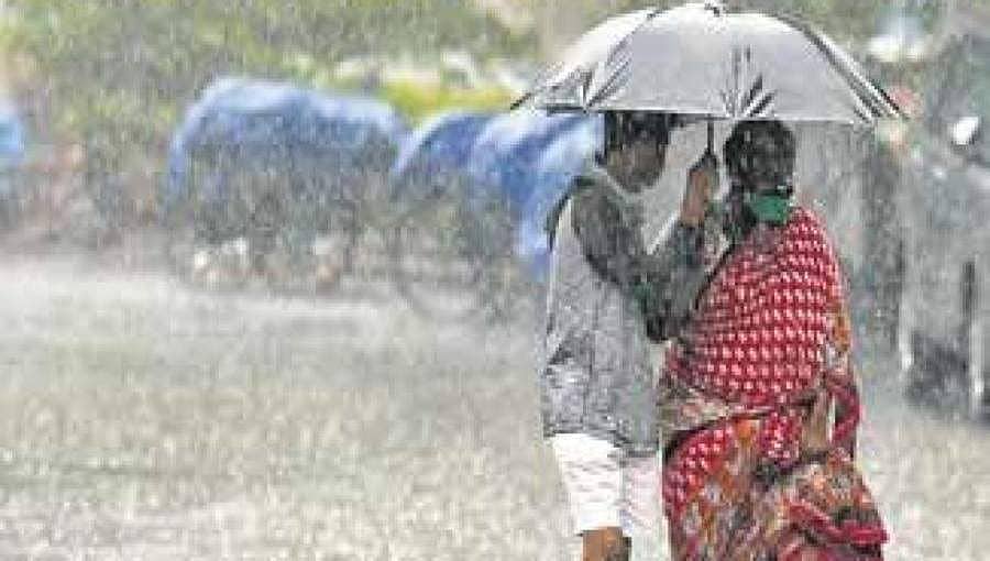 ಬಂಗಾಳ ಕೊಲ್ಲಿಯಿಂದ ಬೀಸುತ್ತಿದೆ ನೈರುತ್ಯ ಮುಂಗಾರು: ಉತ್ತರ ಮತ್ತು ದಕ್ಷಿಣ ಒಳನಾಡಿನಲ್ಲಿ ಭಾರೀ ಮಳೆ