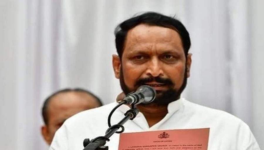 ಸಾರಿಗೆ ಸಿಬ್ಬಂದಿಗೆ ಜೂನ್ ಮತ್ತು ಜುಲೈ ತಿಂಗಳ ವೇತನಕ್ಕಾಗಿ 426 ಕೋಟಿ ರೂ. ಬಿಡುಗಡೆ: ಲಕ್ಷ್ಮಣ್ ಸವದಿ