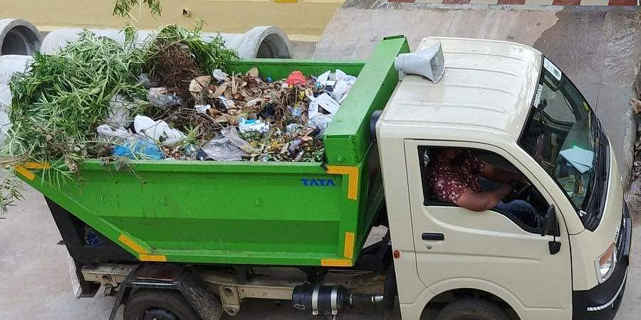 ಮೈಸೂರಿನಲ್ಲಿ ಕೊರೋನಾ ಹೆಚ್ಚಳ: ಲೌಡ್ ಸ್ಪೀಕರ್ ಮೂಲಕ ಜಾಗೃತಿಗೆ ಮುಂದಾದ ಮಹಾನಗರ ಪಾಲಿಕೆ