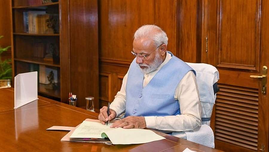 ಬೆಂಗಳೂರು: ಪಿಎಂಒ ಅಧಿಕಾರಿಯಂತೆ ಪೋಸ್ ನೀಡಿದ್ದ ವ್ಯಕ್ತಿ ವಿರುದ್ಧ ಪ್ರಕರಣ ದಾಖಲು