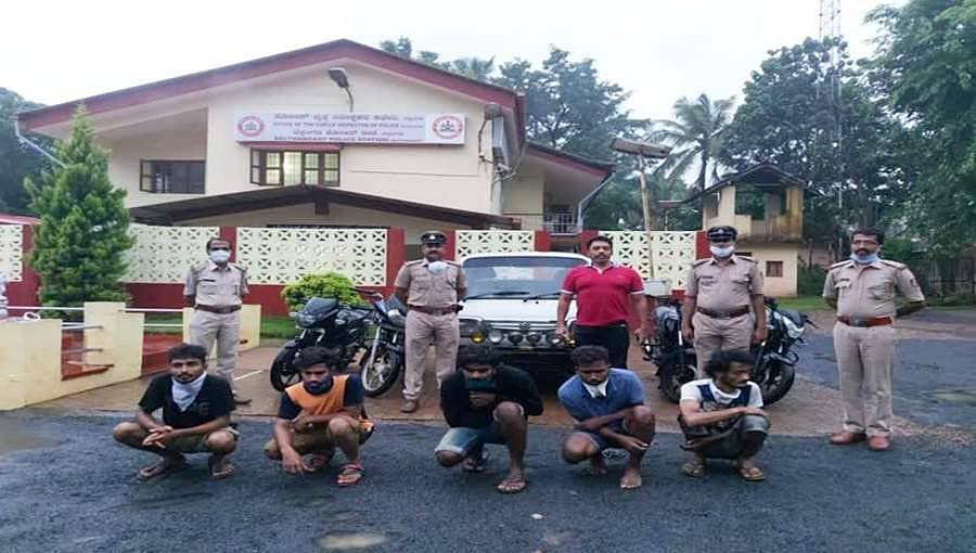 ಬೆಳ್ತಂಗಡಿ: ಐವರು ಕುಖ್ಯಾತ ವಾಹನ ಕಳ್ಳರ ಬಂಧನ, 3.6 ಲಕ್ಷ ಮೌಲ್ಯದ ವಾಹನಗಳ ವಶ
