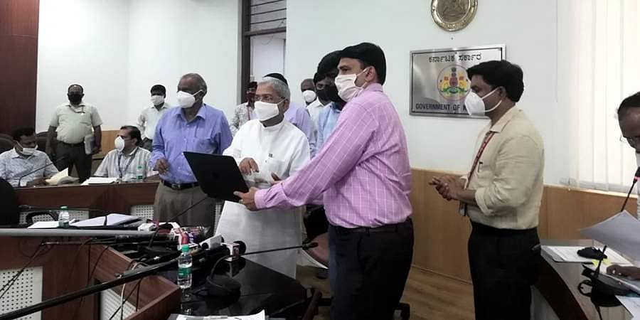 ಸಮಾಜ ಕಲ್ಯಾಣ ಇಲಾಖೆಯ ಸೇವೆಗಳು ಸಕಾಲ ವ್ಯಾಪ್ತಿಗೆ: ಡಿಸಿಎಂ ಕಾರಜೋಳ ಚಾಲನೆ