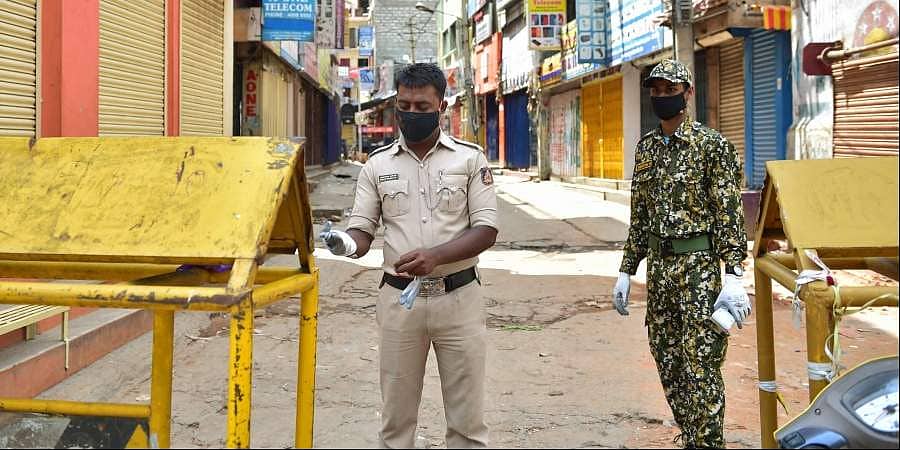 ರಾಜ್ಯದಲ್ಲಿ ಹೆಚ್ಚಿದ ಕೊರೋನಾ ಆತಂಕ: ಕ್ಷೀಣಿಸುತ್ತಿದೆ ಗುಣಮುಖರಾಗುತ್ತಿರುವವರ ಸಂಖ್ಯೆ!