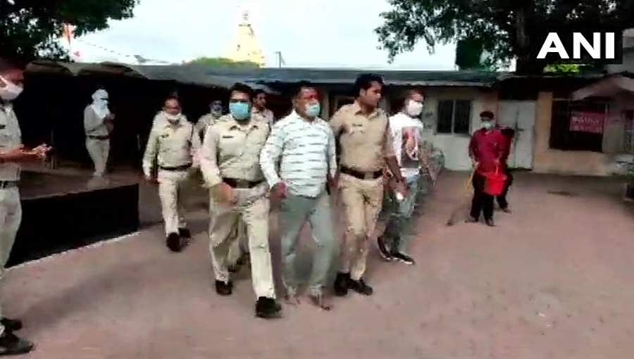 ಉತ್ತರಪ್ರದೇಶ: 8 ಮಂದಿ ಪೊಲೀಸರ ಹತ್ಯೆಗೈದಿದ್ದ ಕುಖ್ಯಾತ ರೌಡಿ ವಿಕಾಸ್ ದುಬೆ ಬಂಧನ