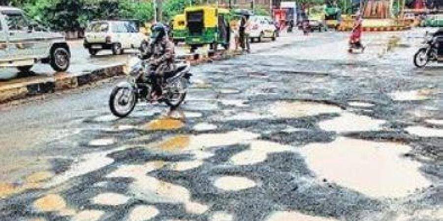 ಬೆಳಗಾವಿಯಲ್ಲಿ ಧಾರಾಕಾರ ಮಳೆ: ಉಕ್ಕಿ ಹರಿಯುತ್ತಿರುವ ನದಿಗಳು; ಜನ-ಜಾನುವಾರುಗಳಿಗೆ ಸೂರು ನಿರ್ಮಾಣ