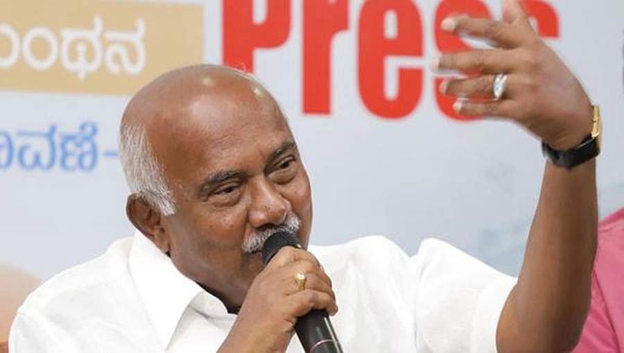 ಪೊಲೀಸರಿಗೆ ಗೊತ್ತಿಲ್ಲದೆ ಡ್ರಗ್ಸ್ ಹಾಗೂ ಕಳ್ಳತನ ದಂಧೆಗಳು ನಡೆಯುವುದಿಲ್ಲ: ಎಚ್.ವಿಶ್ವನಾಥ್ ಸ್ಪೋಟಕ ಹೇಳಿಕೆ