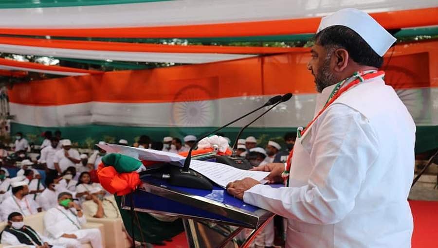 ಅಖಂಡ ಶ್ರೀನಿವಾಸಮೂರ್ತಿ ಮೇಲೆ ಬಿಜೆಪಿಯಿಂದ ಒತ್ತಡ: ಡಿ.ಕೆ.ಶಿವಕುಮಾರ್ 