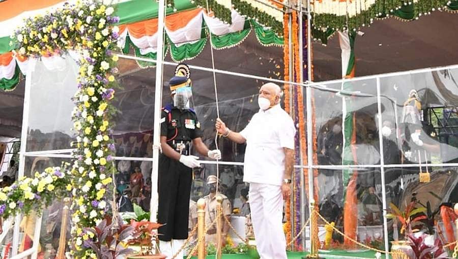 74ನೇ ಸ್ವಾತಂತ್ರ್ಯ ದಿನಾಚರಣೆ: ಹಲವು ಸಮಸ್ಯೆಗಳ ನಡುವೆಯೂ ನೆರೆ, ಕೊರೋನಾವನ್ನು ಮೆಟ್ಟಿನಿಂತಿದ್ದೇವೆ- ಸಿಎಂ ಯಡಿಯೂರಪ್ಪ