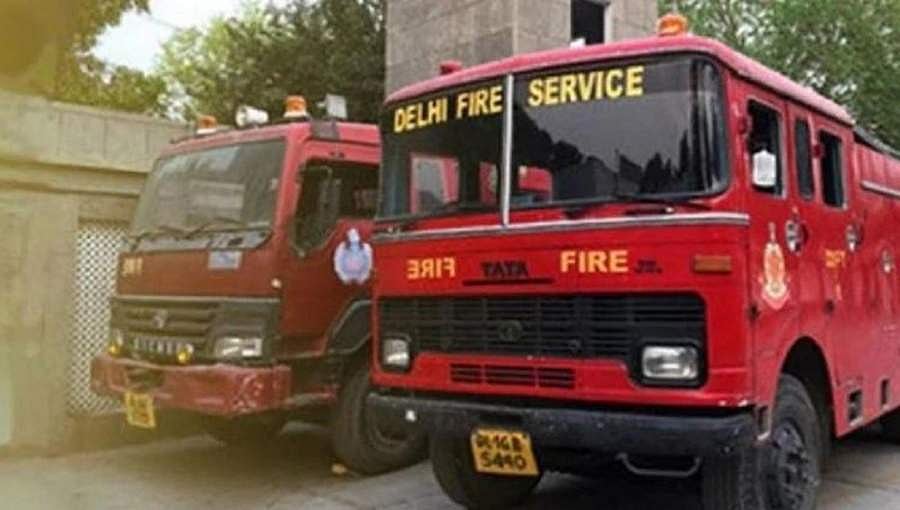 ಸಂಸತ್ ಭವನದಲ್ಲಿ ಅಗ್ನಿ ಅವಘಡ: ಸ್ಥಳಕ್ಕೆ ದೌಡಾಯಿಸಿದ 6 ಅಗ್ನಿಶಾಮಕ ವಾಹನಗಳು