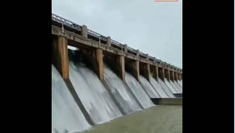 ತುಂಗಭದ್ರಾ ಜಲಾಶಯದ ಕ್ರಸ್ಟ್ ಗೇಟ್ ಓಪನ್: 41 ಸಾವಿರ ಕ್ಯೂಸೆಕ್ ನೀರು ಬಿಡುಗಡೆ- ಮನಮೋಹಕ ವಿಡಿಯೋ!