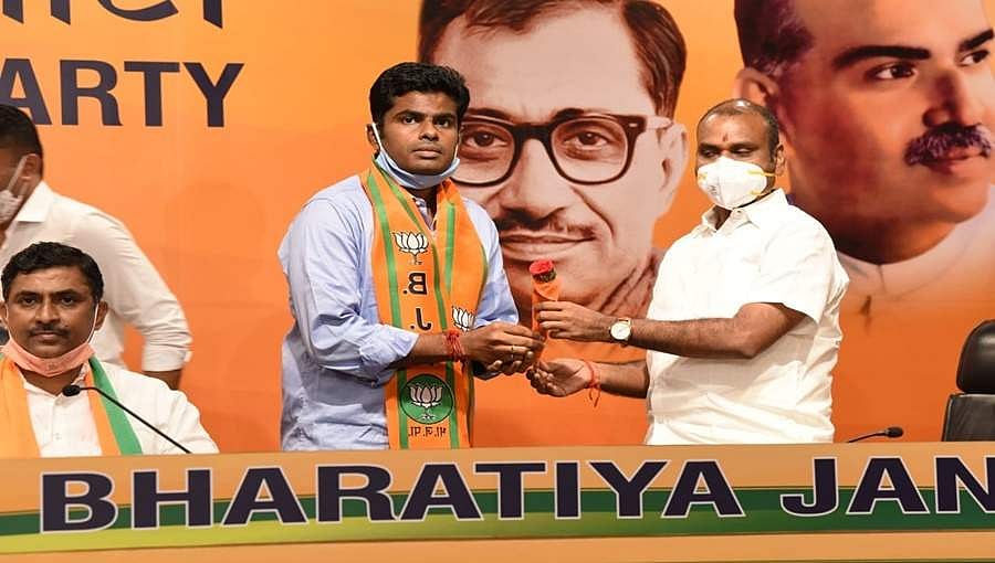 ಕರ್ನಾಟಕದ ಸಿಂಗಂ ಖ್ಯಾತಿಯ ಮಾಜಿ ಐಪಿಎಸ್ ಅಧಿಕಾರಿ ಅಣ್ಣಾಮಲೈ ಬಿಜೆಪಿಗೆ ಸೇರ್ಪಡೆ!