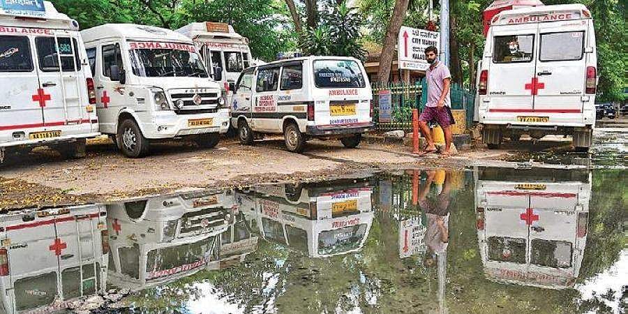 ಬೆಡ್ ಜಟಾಪಟಿ: ನಮ್ಮನ್ನು ಟಾರ್ಗೆಟ್ ಮಾಡಿಕೊಳ್ಳಬೇಡಿ; ಸರ್ಕಾರಕ್ಕೆ ಚಿಕ್ಕ ಆಸ್ಪತ್ರೆಗಳ ಅಳಲು!