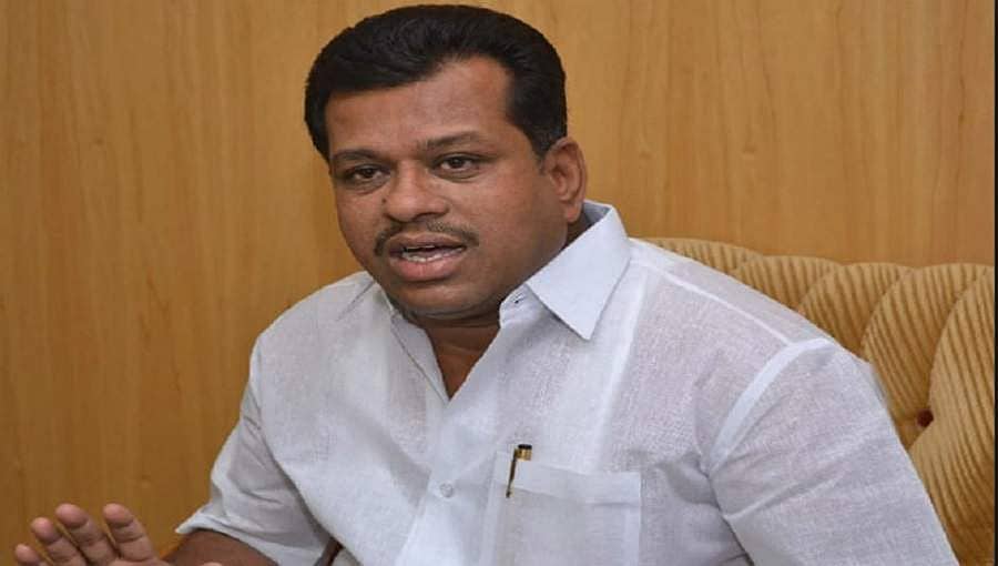 ಹೊಸಪೇಟೆ: ಮಾಜಿ ಸಚಿವ ಪಿ.ಟಿ. ಪರಮೇಶ್ವರ ನಾಯ್ಕ್ ವಿರುದ್ದ ಜಾತಿ ನಿಂದನೆ ಕೇಸ್!