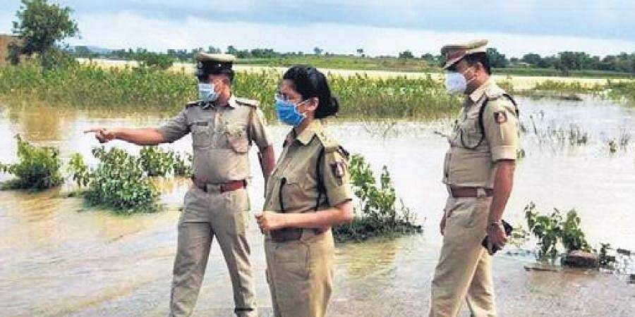 ಧಾರವಾಡದಲ್ಲಿ ವರುಣನ ರೌದ್ರನರ್ತನ: ಗಂಜಿಗಟ್ಟಿ ಕೆರೆಯಲ್ಲಿ ಕೊಚ್ಚಿ ಹೋದ 8 ವರ್ಷದ ಬಾಲಕಿ