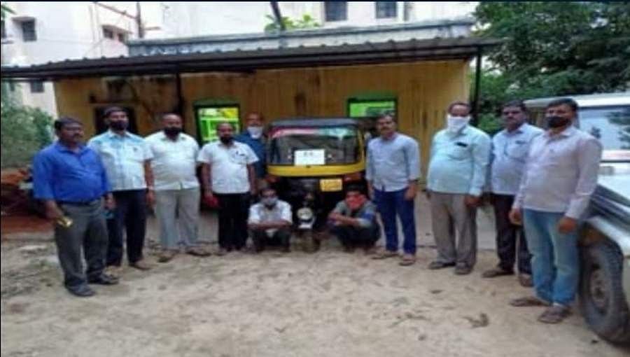 ಹುಲಿ ಉಗುರು ಮಾರಾಟಕ್ಕೆ ಯತ್ನ: ಕೊಳ್ಳೇಗಾಲದಲ್ಲಿ ಇಬ್ಬರ ಬಂಧನ