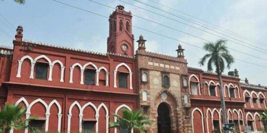 90 ವರ್ಷಗಳ ಲೀಸ್ ಅಂತ್ಯ: ಮುಸ್ಲಿಂ ವಿವಿಗೆ ನೀಡಿದ ಭೂಮಿ ವಾಪಸ್ ಕೇಳಿದ ದಿ. ರಾಜನ ಸಂಬಂಧಿ!