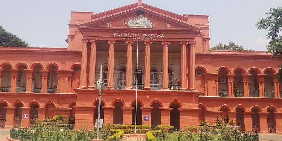 ಶಾಸಕರು, ಸಂಸದರ ವಿರುದ್ಧದ ಕೇಸಿನ ವಿವರ ನೀಡಿ: ಸರ್ಕಾರಕ್ಕೆ ಹೈಕೋರ್ಟ್