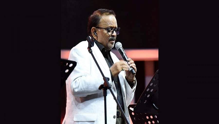 'ಗಾಯನ, ಬಿಡುವಿಲ್ಲದ ಕೆಲಸದ ಮಧ್ಯೆ ನನ್ನ ಮಕ್ಕಳು ದೊಡ್ಡವರಾಗುವುದನ್ನು ನೋಡಲಾಗಲಿಲ್ಲ': ಎಸ್ ಪಿಬಿ ನೋವಿನ ನುಡಿ