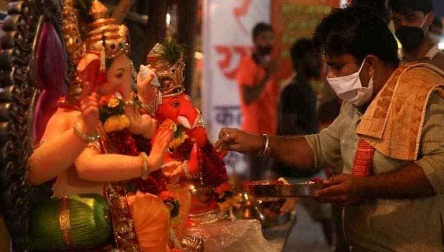 ಗಣೇಶೋತ್ಸವ ಆಚರಣೆ ತಂದ ಆಪತ್ತು: ಒಂದೇ ಕುಟುಂಬದ 30 ಮಂದಿಗೆ ಒಕ್ಕರಿಸಿದ ಕೊರೋನಾ ಸೋಂಕು!