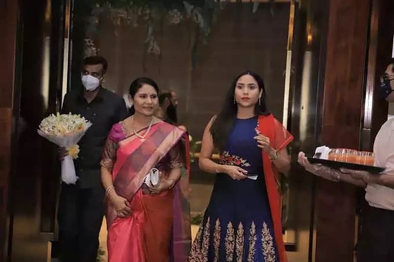 ಗಣ್ಯರ ಆಗಮನ