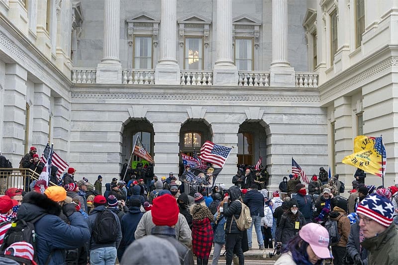 US-Capitol-violence10