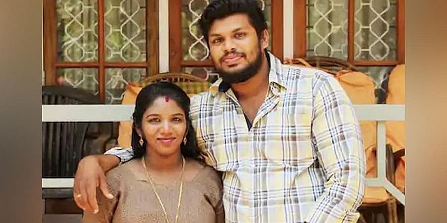 ಹಾವಿನಿಂದ ಕಚ್ಚಿಸಿ ಪತ್ನಿಯ ಕೊಲೆ: ಪತಿಗೆ ಜೀವಾವಧಿ ಶಿಕ್ಷೆ ವಿಧಿಸಿದ ನ್ಯಾಯಾಲಯ