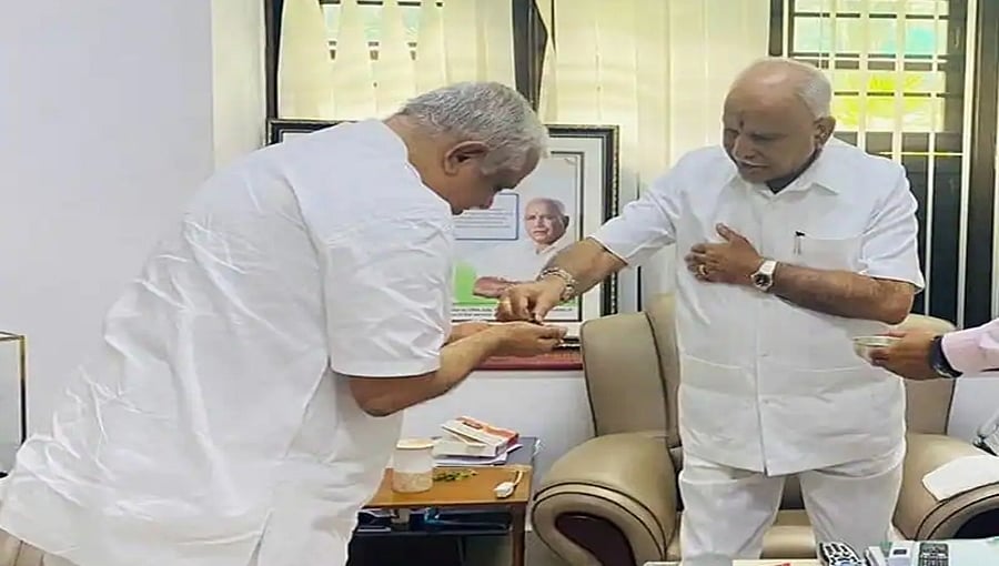 ಯಡಿಯೂರಪ್ಪ ಭೇಟಿ ಮಾಡಿದ ಬಿಎಲ್ ಸಂತೋಷ್; 111 ದಿನಗಳ ನಂತರ ಬಿಎಸ್ ವೈ ಮನೆಗೆ ಬರಲು ಕಾರಣವೇನು?