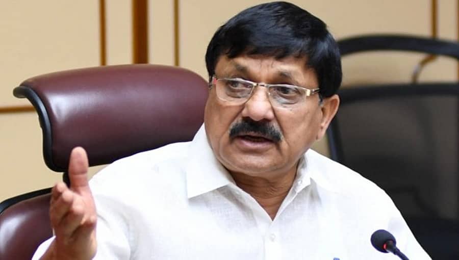 ಸಿನಿಮಾ ಹಿಂದಿನ ಕಷ್ಟ ಗೊತ್ತರಲಿಲ್ಲ: ಮಾನಸಿಕರು ನೈತಿಕ ಪೊಲೀಸ್‌ಗಿರಿ ಮಾಡುತ್ತಾರೆ - ಆರಗ ಜ್ಞಾನೇಂದ್ರ