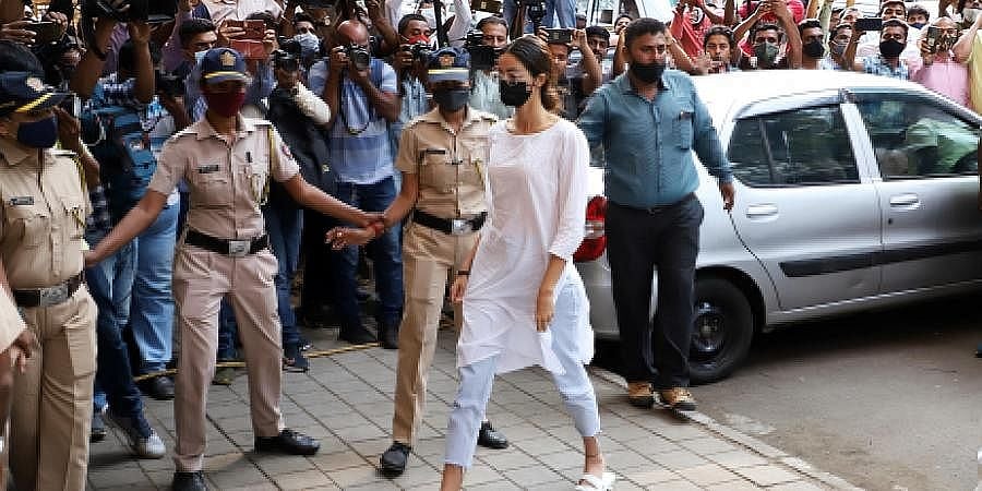 ಆರ್ಯನ್ ಖಾನ್ ಗೆ ಡ್ರಗ್ಸ್ ಪೂರೈಕೆ ಆರೋಪ ತಳ್ಳಿಹಾಕಿದ ಅನನ್ಯಾ ಪಾಂಡೆ, ಸೋಮವಾರ ಮತ್ತೆ ವಿಚಾರಣೆ