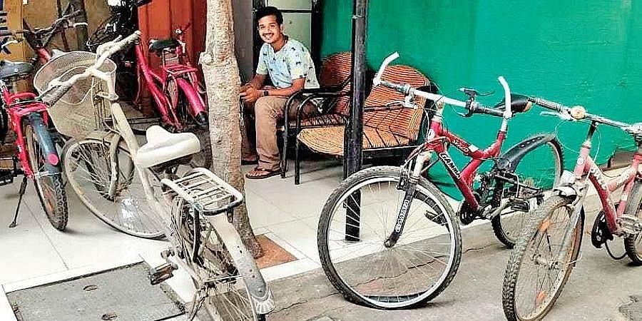ಪ್ರಾಜೆಕ್ಟ್ ದಿಯಾ: ಗುಜರಿ ಸೈಕಲ್ ಗಳನ್ನೇ ರೀಸೈಕಲ್ ಮಾಡುವ ಸನಾತನ ಸೆಲ್ವಂ