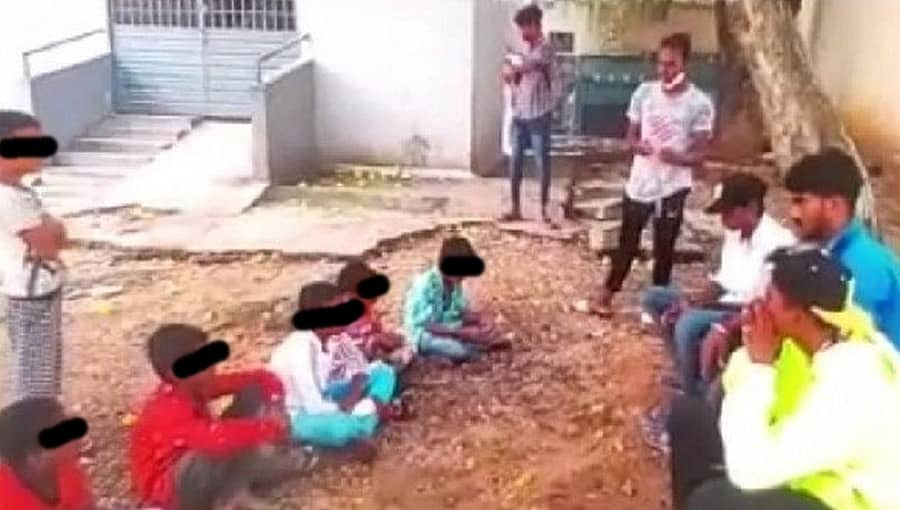 ಬೆಂಗಳೂರು: ಬಿಟ್ಟುಬಿಡುವಂತೆ ಕಣ್ಣೀರು ಹಾಕಿದರೂ ಬಿಡದೆ ಪುಂಡರಿಂದ ಬಾಲಕರಿಗೆ ಚಿತ್ರಹಿಂಸೆ!
