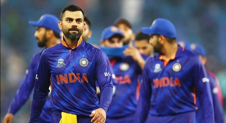 ಸೋಲು ಮರೆತು IND-NZ ಪಂದ್ಯಕ್ಕೆ ಟೀಮ್ ಇಂಡಿಯಾ ತಂಡವನ್ನು ಹುರಿದುಂಬಿಸಿದ ಫ್ಯಾನ್ಸ್!