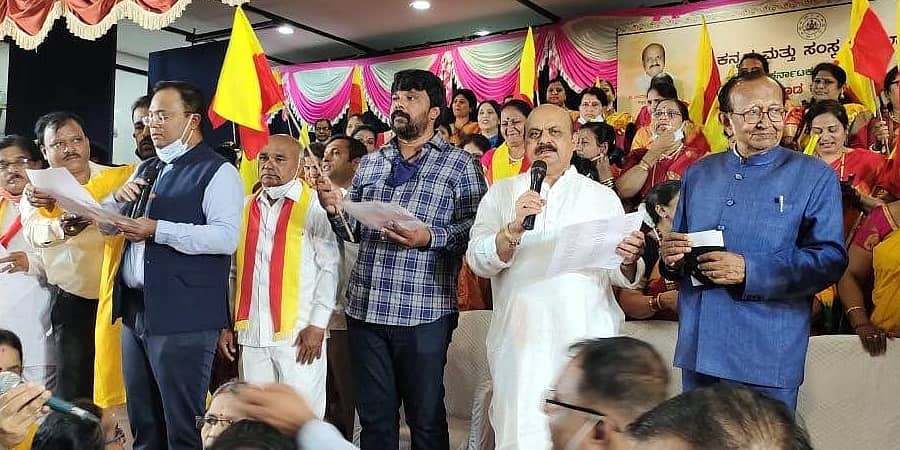 ಶಾಲಾ-ಕಾಲೇಜುಗಳಲ್ಲಿ ಕನ್ನಡ ಕಡ್ಡಾಯಕ್ಕಾಗಿ ಹೋರಾಟ ಮುಂದುವರಿಸುತ್ತೇವೆ: ಸಿಎಂ ಬೊಮ್ಮಾಯಿ