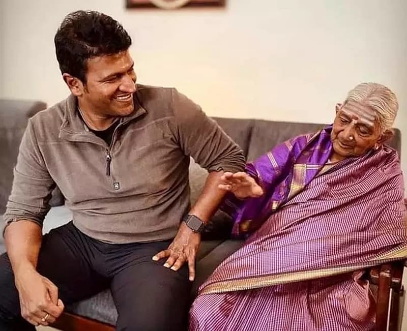 ಸೋದರತ್ತೆ ಜೊತೆ ಪುನೀತ್ ರಾಜ್ ಕುಮಾರ್