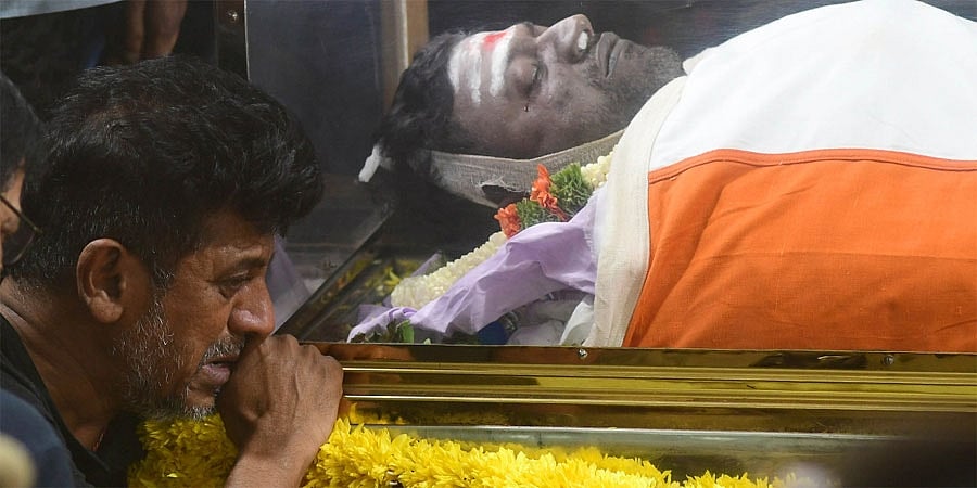 ಭಾನುವಾರ ಬೆಳಗ್ಗೆ ಪುನೀತ್ ರಾಜ್ ಕುಮಾರ್ ಅಂತ್ಯಸಂಸ್ಕಾರ; ಮುಂಜಾನೆಯೇ ಅಂತಿಮಯಾತ್ರೆ, ಪಾರ್ಥೀವ ಶರೀರ ಸಾಗುವ ಮಾರ್ಗ ವಿವರ ಇಂತಿದೆ