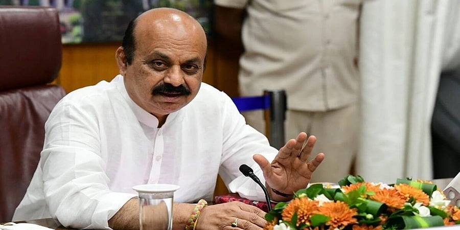 ಗಡಿಗಳಲ್ಲಿ ಕೋವಿಡ್ ನಿರ್ಬಂಧ ಸಡಿಲಿಕೆ, ಪ್ರಾಥಮಿಕ ಶಾಲೆಗಳ ಆರಂಭದ ಬಗ್ಗೆ ತಜ್ಞರ ಸಮಿತಿ ಸಭೆಯಲ್ಲಿ ತೀರ್ಮಾನ: ಸಿಎಂ