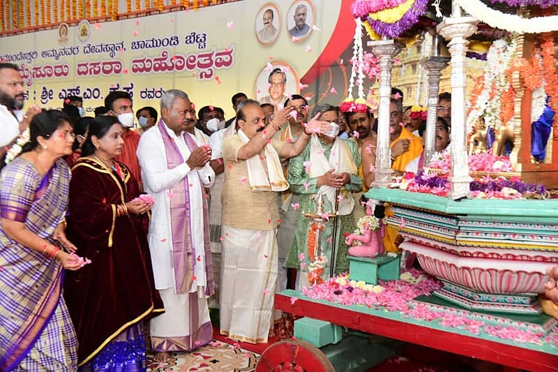 ಮೈಸೂರು ದಸರಾ-2021 ಮಹೋತ್ಸವಕ್ಕೆ ಚಾಲನೆ