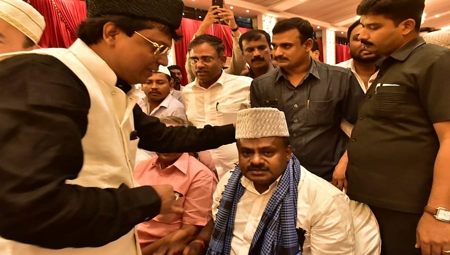 ಆರ್ ಎಸ್ ಎಸ್ ವಿರುದ್ಧ ವಾಗ್ದಾಳಿ; ಉಪಚುನಾವಣೆಗೆ ಮುಸ್ಲಿಂ ಅಭ್ಯರ್ಥಿಗಳು: ಜೆಡಿಎಸ್ ರಣತಂತ್ರದ ಮರ್ಮವೇನು?