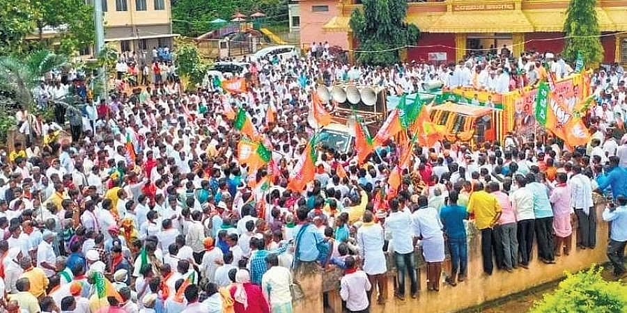 ಸಿಂದಗಿ-ಹಾನಗಲ್ ಉಪಚುನಾವಣೆ: ರಮೇಶ್ ಭೂಸನೂರ್- ಶಿವರಾಜ ಸಜ್ಜನರ್ ನಾಮಪತ್ರ ಸಲ್ಲಿಕೆ