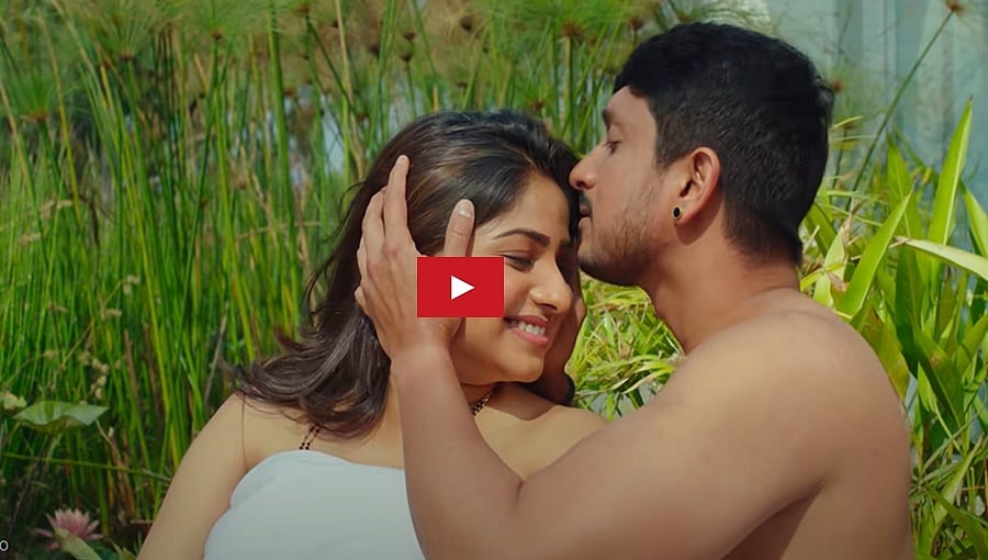 ಪಡ್ಡೆ ಹುಡುಗರ ನಿದ್ದೆಗೆಡಿಸಿದ 'ಲವ್ ಯೂ ರಚ್ಚು' ರೊಮ್ಯಾಂಟಿಕ್ ಸಾಂಗ್