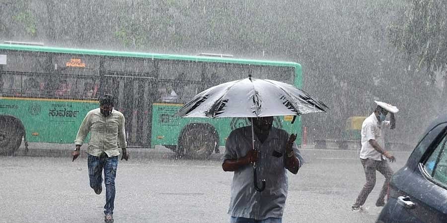 ಬೆಂಗಳೂರು ಸೇರಿದಂತೆ ರಾಜ್ಯದ ಕೆಲವು ಜಿಲ್ಲೆಗಳಲ್ಲಿ ಇನ್ನೂ ಎರಡು ದಿನ ನಿರಂತರ ಮಳೆ